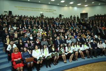 В Гяндже проходит церемония закрытия международного проекта 