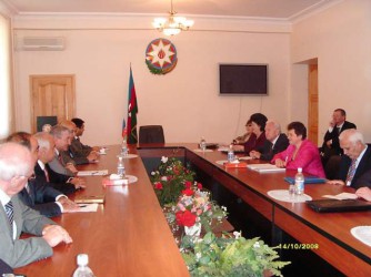 Международные наблюдатели