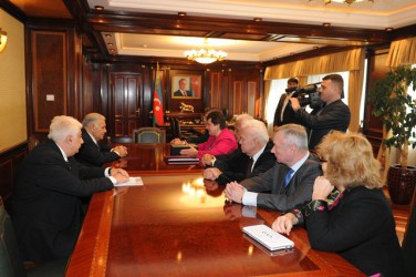 Международные наблюдатели