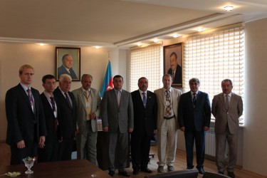 Международные наблюдатели
