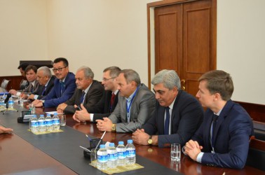 Международные наблюдатели