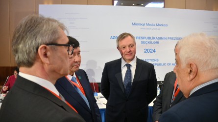 Миссия наблюдателей от СНГ признала выборы Президента Азербайджана свободными и конкурентными