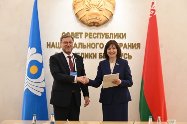 Международные наблюдатели от Межпарламентской Ассамблеи СНГ провели встречу с Председателем Совета Республики Национального собрания Республики Беларусь Натальей Кочановой